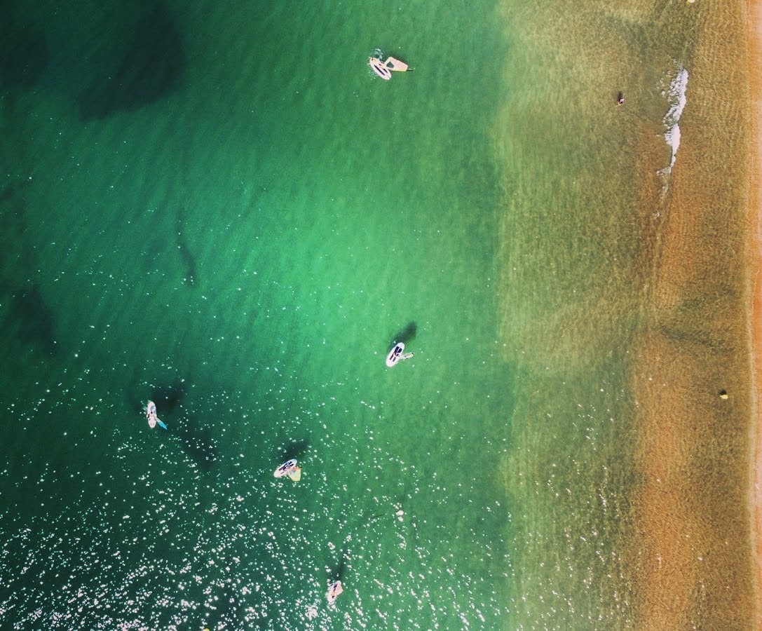 Experimenta la emoción del deporte acuático en Islantilla Experimenta la emoción del deporte acuático en Islantilla